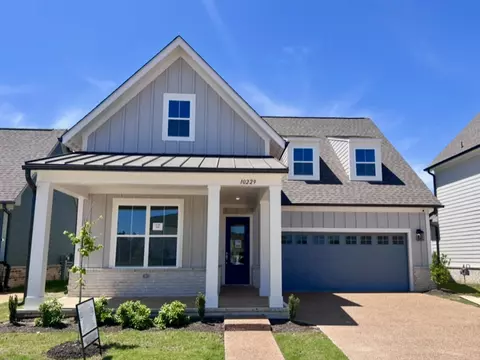 10229 Louanne Dr, Collierville, TN 38017