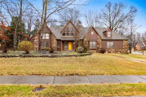 9556 Morning Woods Dr S, Cordova, TN 38016