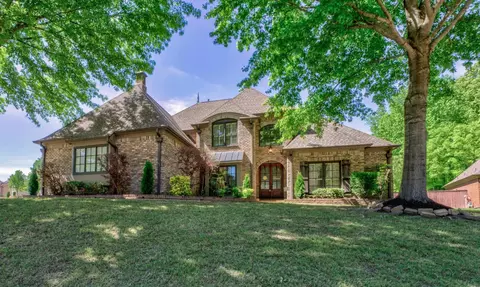 10242 Babbling Brook Cv, Lakeland, TN 38002