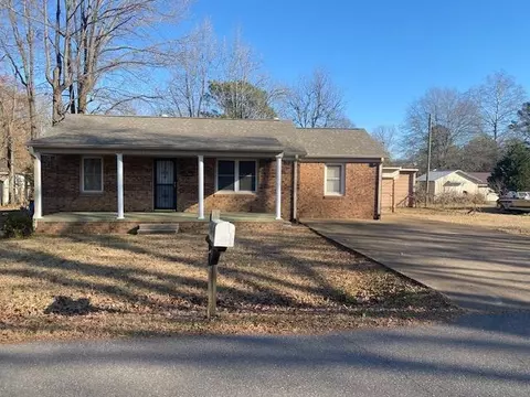 175 Thomas St, Savannah, TN 38372