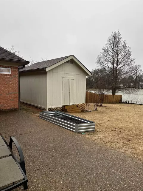 8965 Hickory Dr, Olive Branch, MS 38654 photo 15