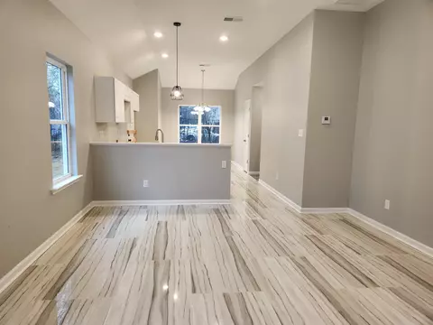 1249 Neptune St, Memphis, TN 38106 photo 3