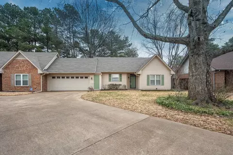 2958 Millers Pond Dr, Memphis, TN 38119