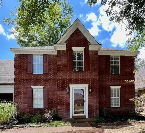 9735 Wood Green Ln, Lakeland, TN 38002