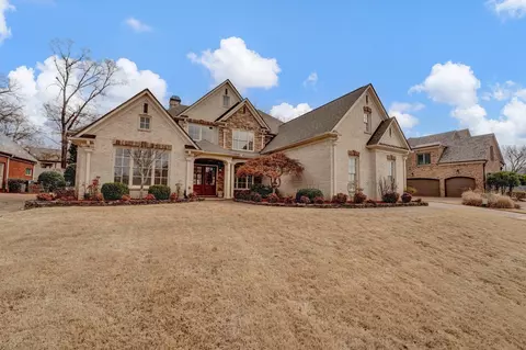 3930 Pointe Dr, Lakeland, TN 38002