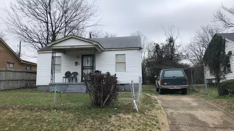 2000 Riverside Dr, Memphis, TN 38109