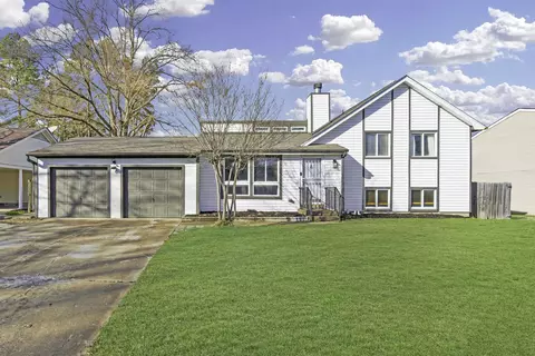 7242 Hollorn Ln, Memphis, TN 38125