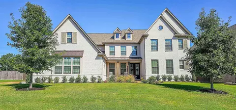 432 Tender Oaks Ln N, Collierville, TN 38017
