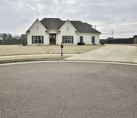 35 Trail Cv, Atoka, TN 38004