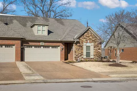 219 St Andrews Dr #55-A, Oakland, TN 38060