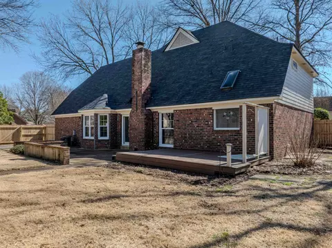 Exterior - 935 Winleaf Dr, Collierville, TN 38017 photo 6 of 12