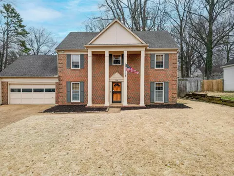 2018 Woodgate Dr, Germantown, TN 38138
