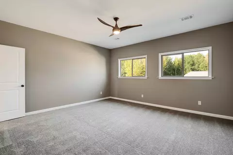 Bedroom - 237 Beckham Dr, Collierville, TN 38017 photo 9 of 10