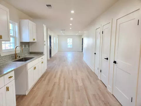 1003 E Raines Rd, Memphis, TN 38116 photo 5