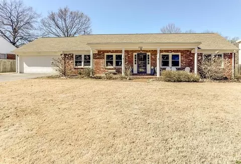 2159 Riverdale Rd, Germantown, TN 38138