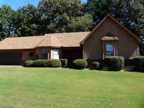3668 Whitehill Dr, Bartlett, TN 38135