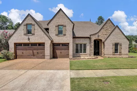 10154 Carly Dr, Lakeland, TN 38002