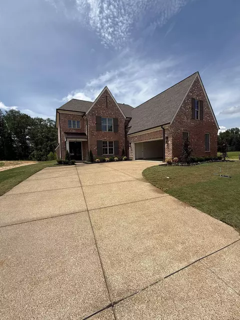 95 Magnolia Ridge Dr, Rossville, TN 38066