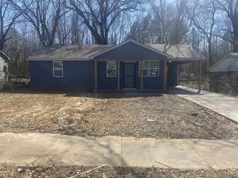 3709 Royal Woods Dr, Memphis, TN 38128
