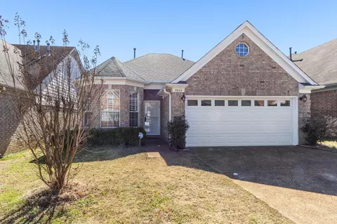 7849 Windy Willow Rd, Memphis, TN 38125
