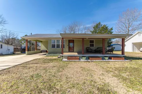 329 Mimosa St, Adamsville, TN 38310