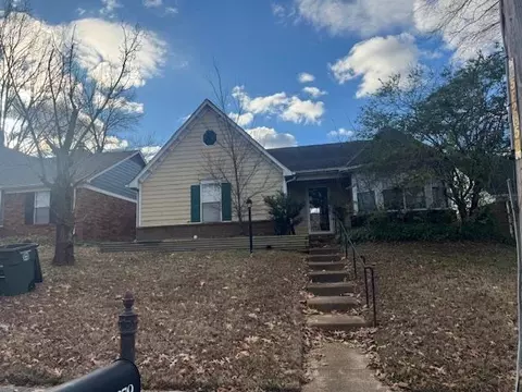 8379 Old Dexter Rd, Cordova, TN 38016