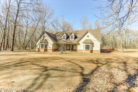 8458 Us 70 Hwy, Arlington, TN 38002