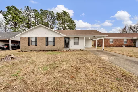 3335 Bestway Dr, Memphis, TN 38118