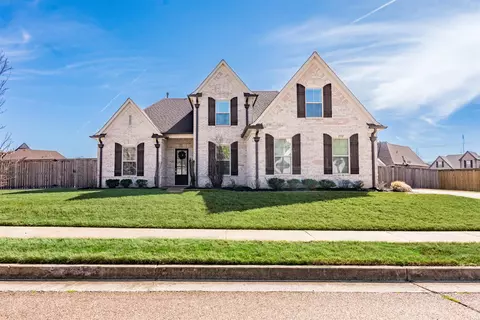 3592 Wellwick Dr, Bartlett, TN 38133 photo 2