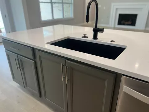 Kitchen - 10264 Liam Ln, Collierville, TN 38017 photo 3 of 4