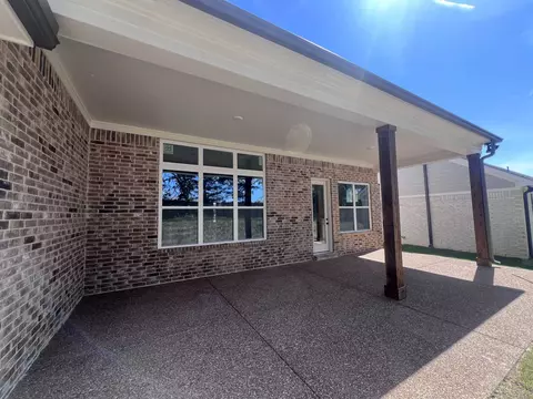 Exterior - 10264 Liam Ln, Collierville, TN 38017 photo 4 of 7