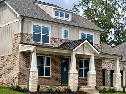 Exterior - 10264 Liam Ln, Collierville, TN 38017 photo 2 of 7