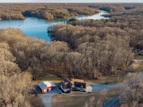 608 Grimes Rd, Drummonds, TN 38023 photo 4