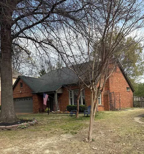 8830 Cedar Mills Cir, Cordova, TN 38016