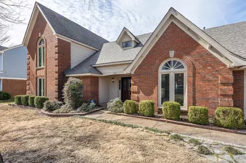 2017 Westbriar Dr, Cordova, TN 38016