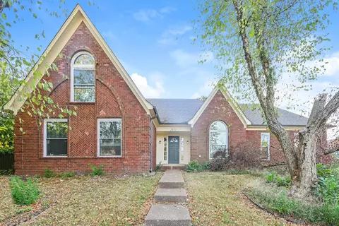1276 Creeks Edge Dr, Memphis, TN 38016