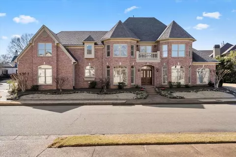 10262 Old Course Cv, Collierville, TN 38017