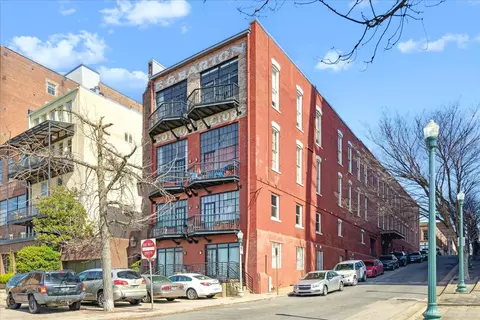 50 Gayoso Ave #401, Memphis, TN 38103