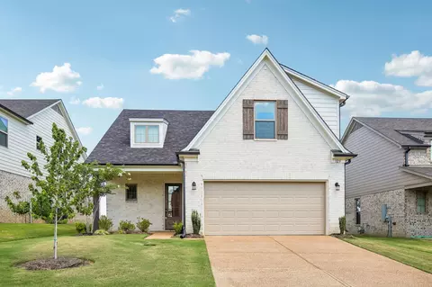 325 St Andrews Dr, Oakland, TN 38060