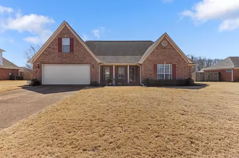 8479 Wolf Valley Ln, Bartlett, TN 38133