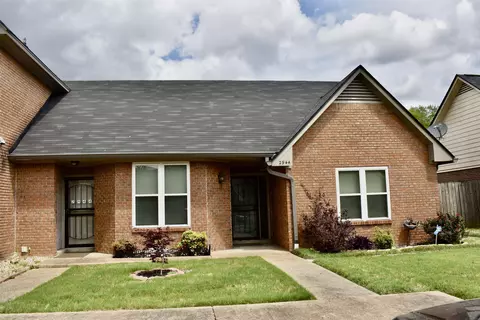 2944 Millers Pond Dr, Memphis, TN 38119