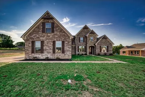 219 Como Ln, Atoka, TN 38004