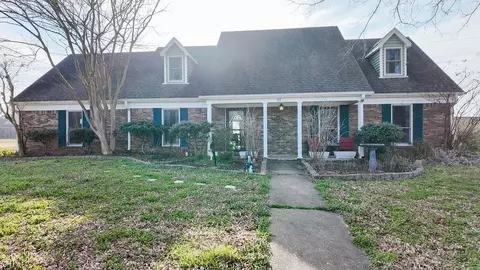 20 Bloomington Dr, Brighton, TN 38011