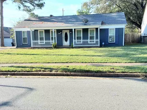 6335 Kingscrest Ln, Memphis, TN 38115