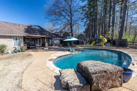 6044 Masters Woods Cv, Arlington, TN 38002