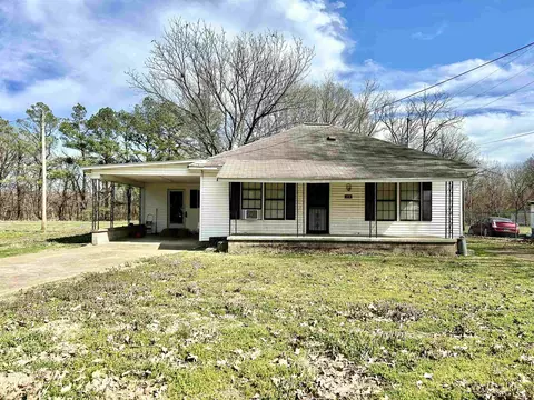 310 Shaw Ln, Henning, TN 38041