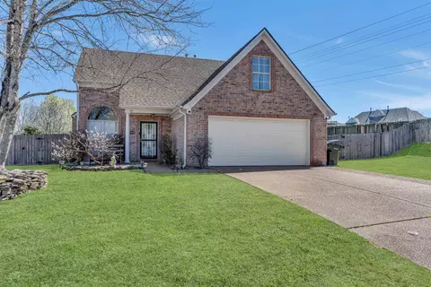 75 Clear Springs Dr, Oakland, TN 38060
