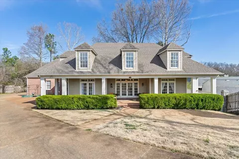 1515 Wyndham Cv, Memphis, TN 38120