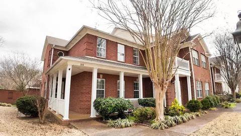 518 S College St #1, Covington, TN 38019