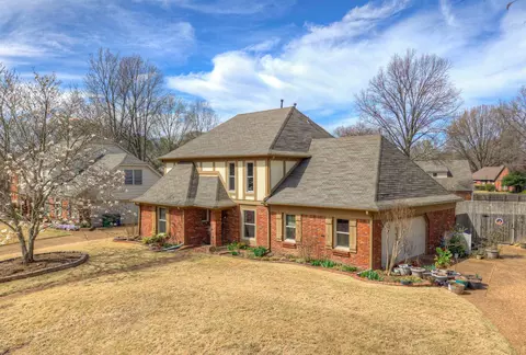 8254 Mer Rouge Dr, Germantown, TN 38138
